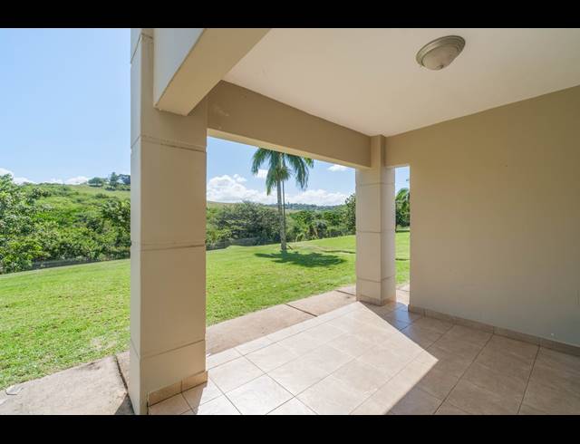 2 BEDROOM APARTMENT TO LET IN PALM LAKES ESTATE